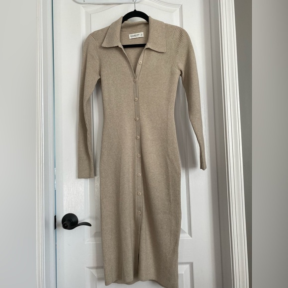Abercrombie & Fitch Dresses & Skirts - Midi sweater dress